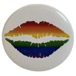 Button rainbow kiss