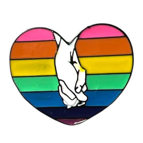 Pin heart 'hands'