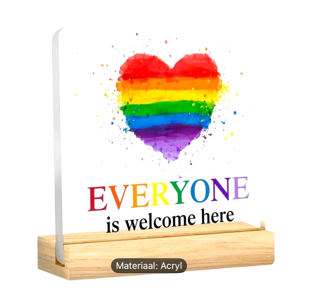Sign 'Everyone is welcome here'